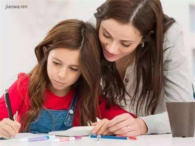 家长到底应该怎么陪孩子做作业？
